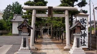 隣の榛名神社に富士塚があります