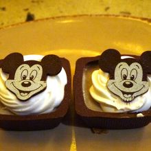 絶対食べたいミッキーのチョコケーキ