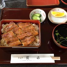 うな重　上　4305円