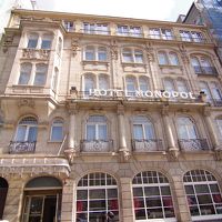 ４階建てですがレベーターは２基あります