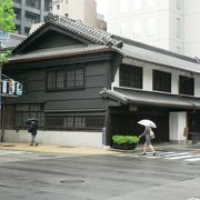 「鳥御殿」と呼ばれた商家造り大阪・北浜の旧小西邸