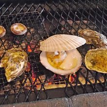 順番が違ってしまったがこのように炭焼きにする