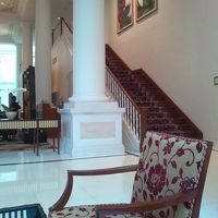 ティーラウンジ向いのカウチから見た景色