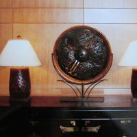 調度品も重厚です