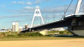 万国博覧会が開催された昭和45年３月に 開通