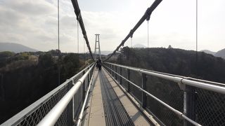 日本一の吊橋は迫力満点！足が震えます。