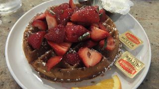 並んだかいがある、美味しい朝食