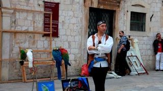 旧市街のセンター通り