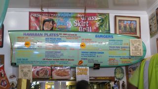 お野菜も山盛り、シュリンプもバーガーも大満足!!