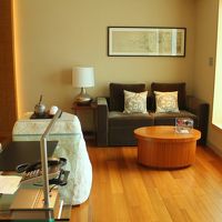 リビング（コーナースイート）