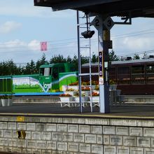 富良野駅に入線中です