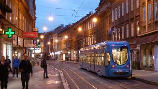 路面電車が絵になる