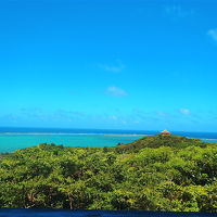 お店は玉取崎展望台より高い場所にあります。