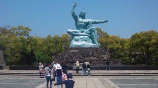 平和の大切さを学ぶ