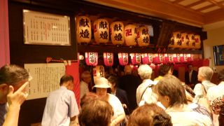 阪急三番外のはずれにある地蔵さん