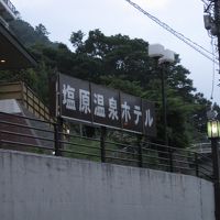 周りには小さな商店くらいしかないですよ