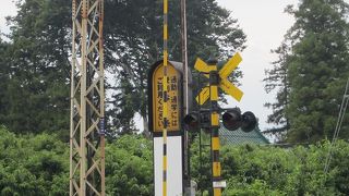 果樹園とお寺、土蔵という印象