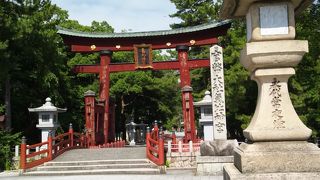 格式高い神社です