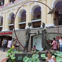 マカオツーリズム文化観光センター（イエズス会広場前）