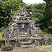 山頂には神社もあります