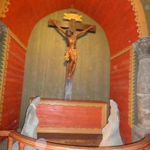 聖十字架礼拝堂は坑内で事故が起きないよう造られました。