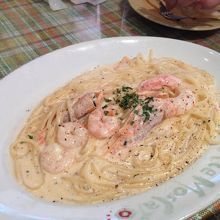 海老トマトクリームパスタ