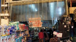 小売市場ならではの対面販売