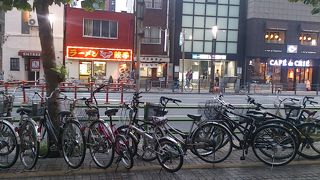 下町情緒が漂う駅