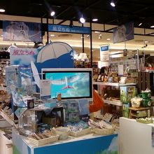 アニメ関連のものがそろいます。