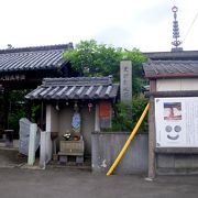 讃岐の国司であった菅原道真もこの尼寺を訪れ法華寺白牡丹の詩を詠みました