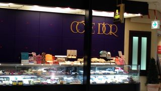 持ち帰りのみですが、美味しいケーキ