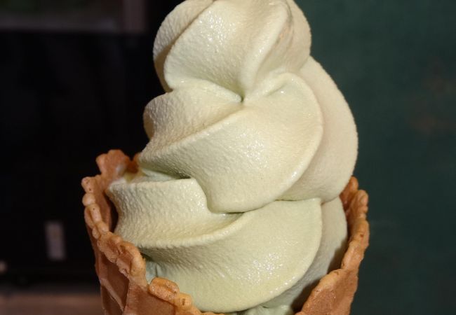 抹茶の風味がよいソフトクリーム