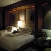 ゆったりとしたベッドルーム