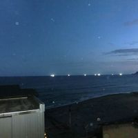 夜の漁り火