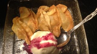 博多、鉄板餃子