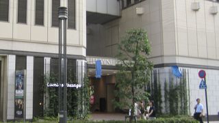 ルミネなのに駅から少し歩きます