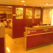 チケット発券カウンター