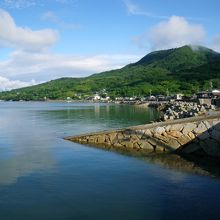 浦島太郎親子の墓周辺の漁港や景色