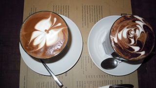 おしゃれな隠れ家カフェ