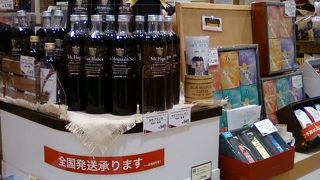 カフェにもなってます。