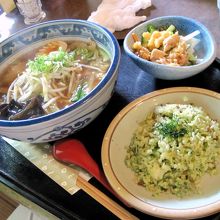 ラーメンセット（１１８０円）