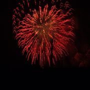 夏の夜空に花火大会