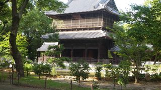 日本最初の禅寺だといわれています