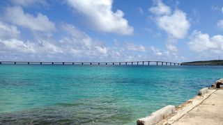 海の上に架かる橋