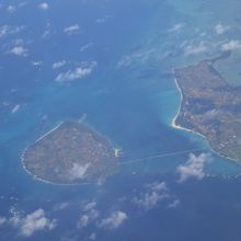 飛行機から眺めた来間島です。