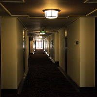 長い回廊になっている廊下