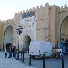 メディナの入り口