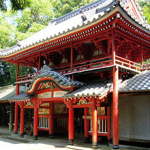 弥栄神社の門