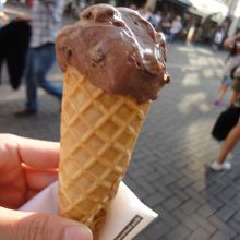 食べ歩きにピッタリです