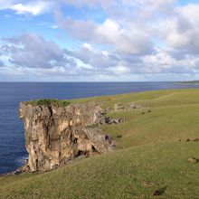 荒々しい景色。